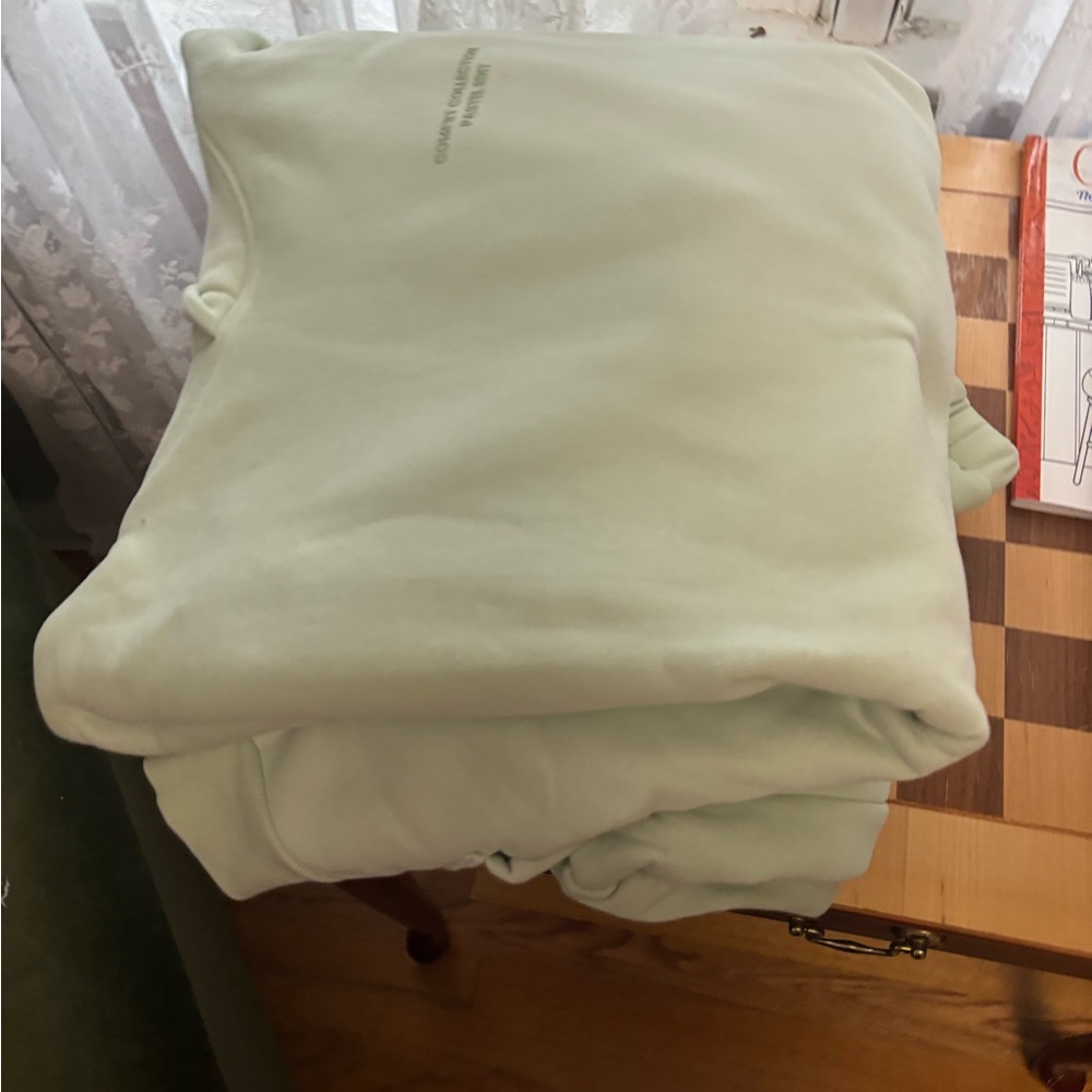 Comfrt pastel mint